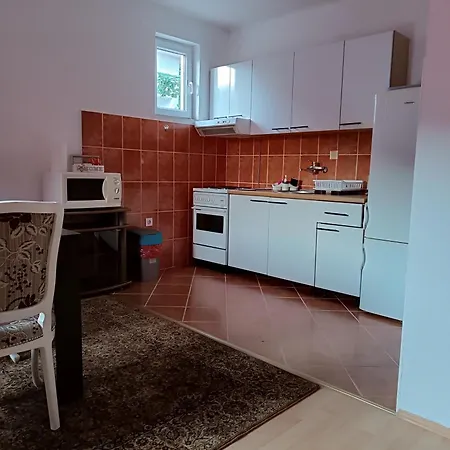Asi Apartment *